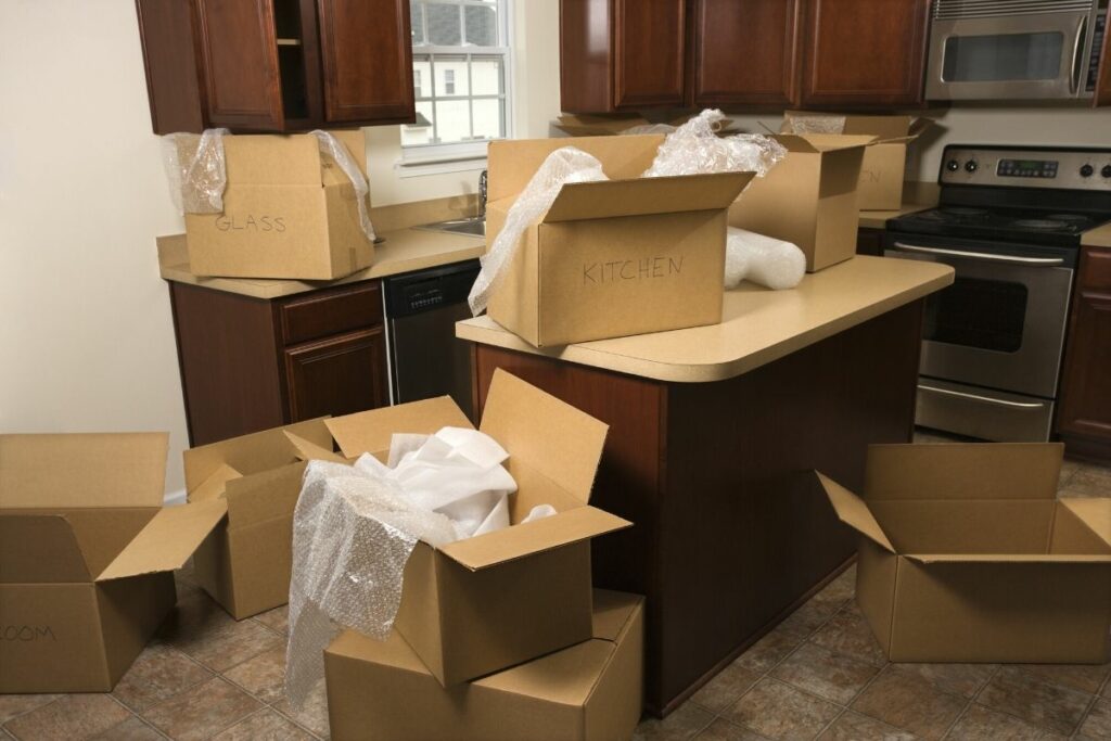You need these Stress-Free Moving tips! Make a plan and follow these tips, you will have a less stressful and much more smooth moving process.