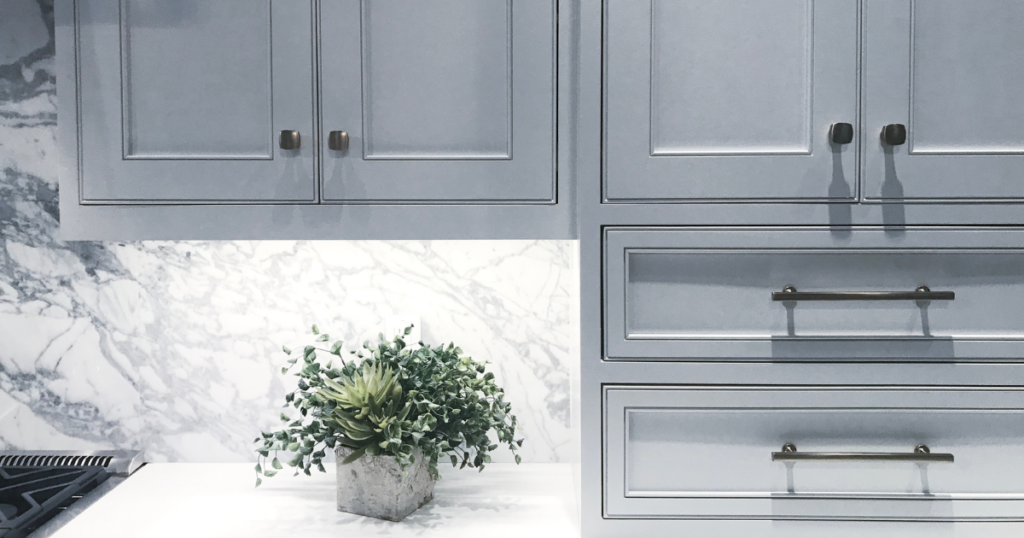 From painting the walls and cabinets to adding more lighting and decor, there are plenty of ways to upgrade your kitchen while staying within your budget and without sacrificing style.